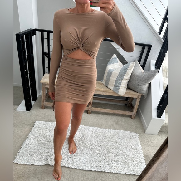 Windsor Dresses & Skirts - Windsor Taupe Cutout Bodycon Long Sleeve Mini Dress Wedding Party NWT Size M